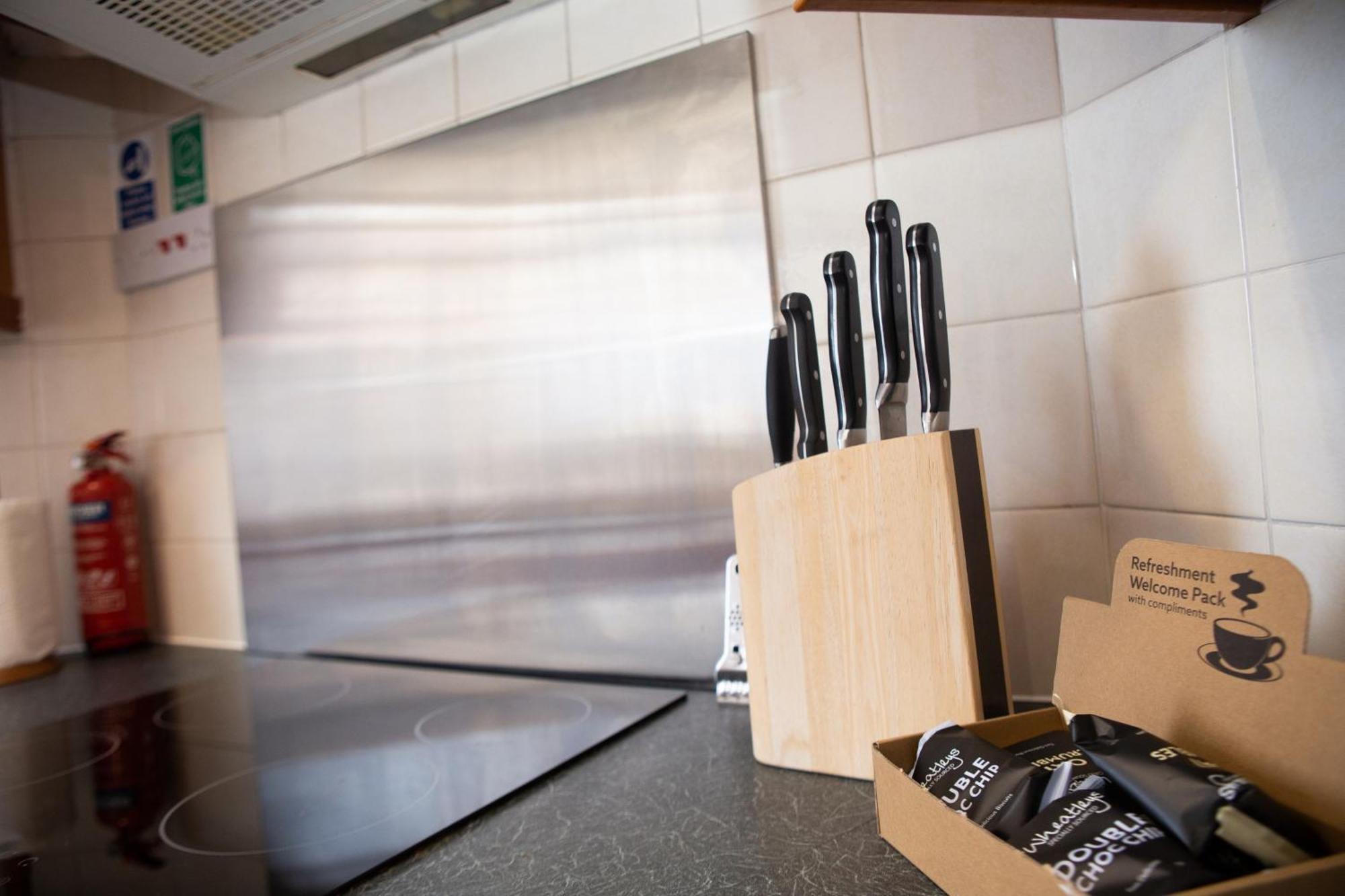 The Summit West End- Elegant Apartment With Free Parking In Prime Location Aberdeen Luaran gambar