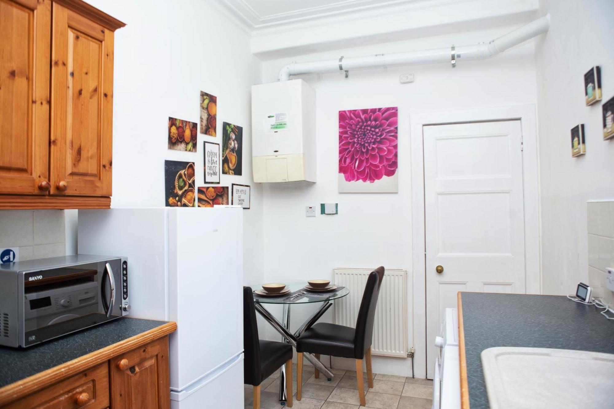 The Summit West End- Elegant Apartment With Free Parking In Prime Location Aberdeen Luaran gambar