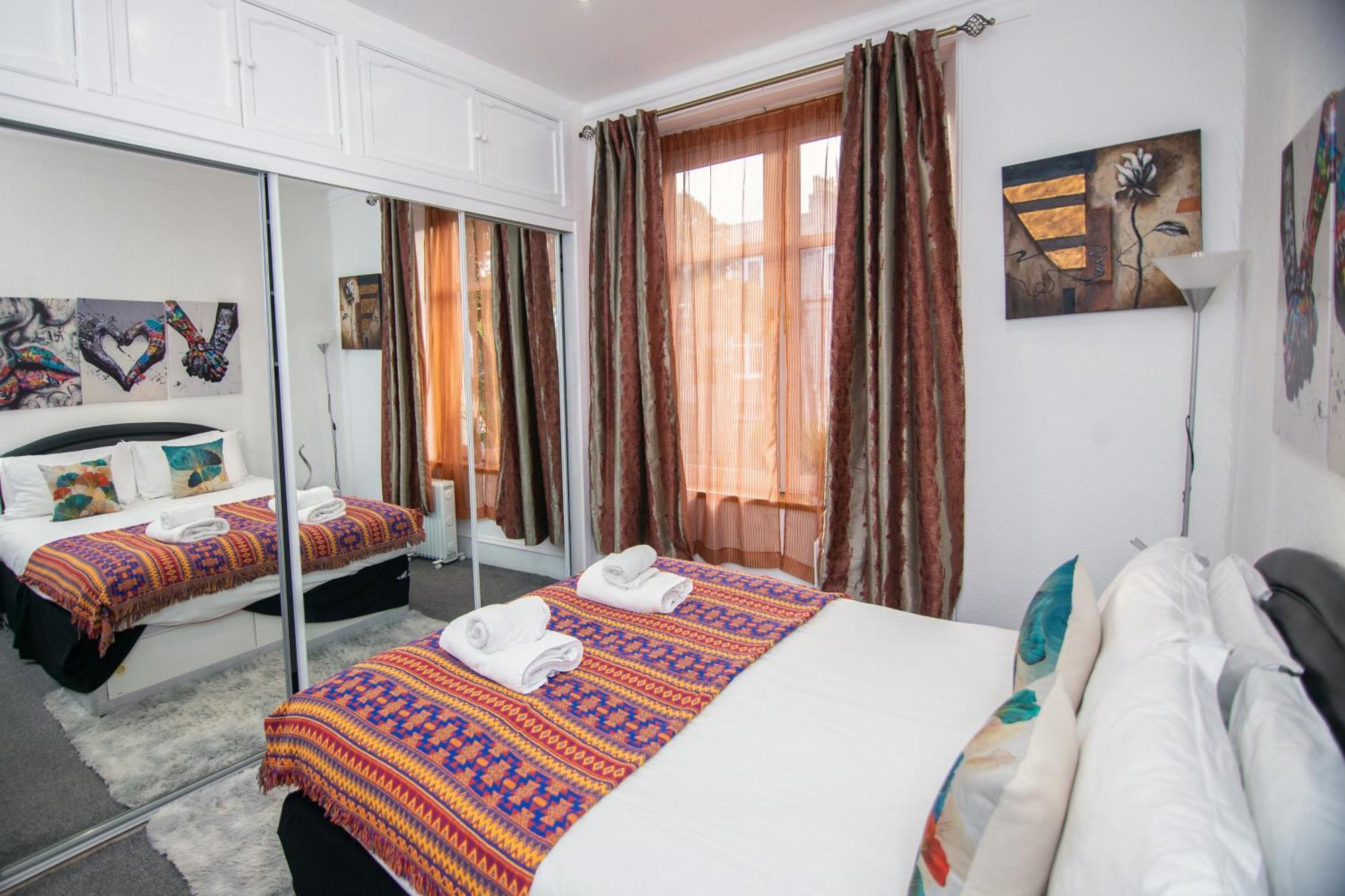The Summit West End- Elegant Apartment With Free Parking In Prime Location Aberdeen Luaran gambar